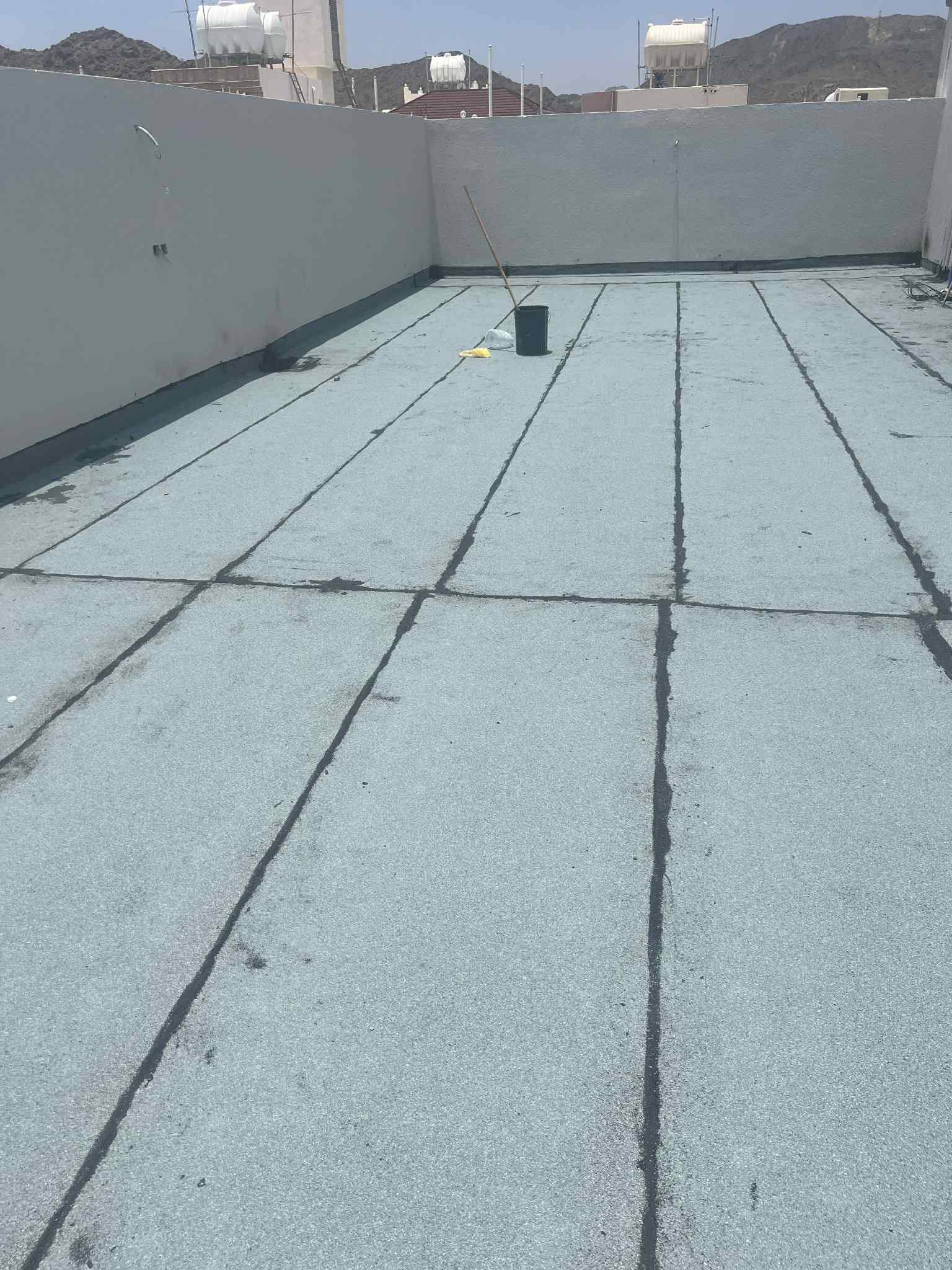 عزل اسطح وخزانات